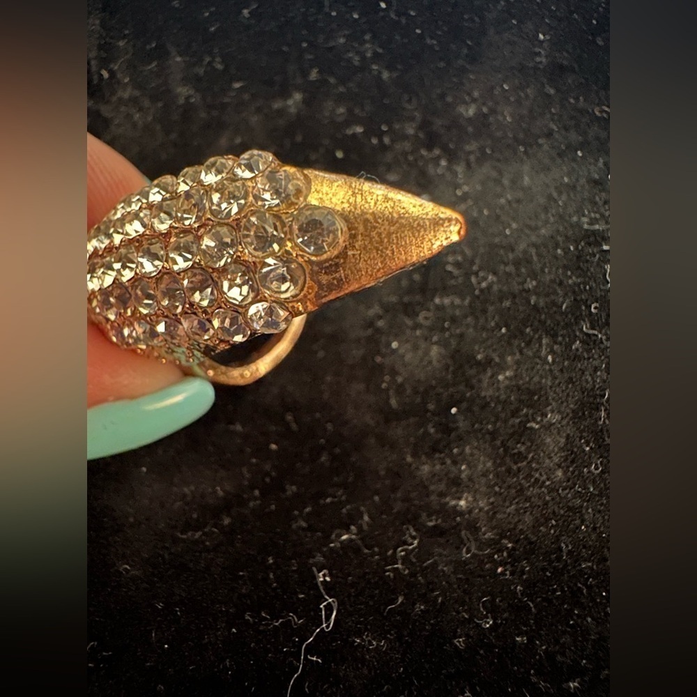 Nail Claw Rhinestone Ring - Picture 4 of 7